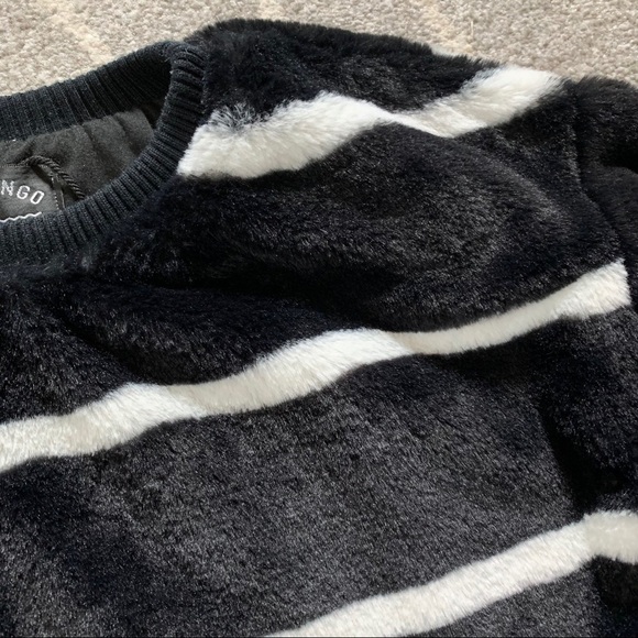 Flamingo Faux Fur Striped Sweatshirt Girls 10/11 - Picture 2 of 3